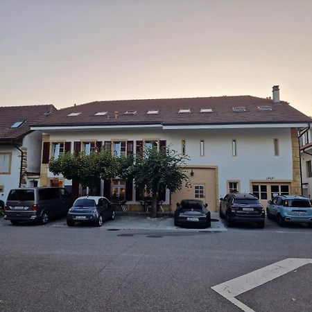 Hotel Restaurant Croix Blanche Sugiez Экстерьер фото